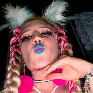 Meet your Posher, Miranda